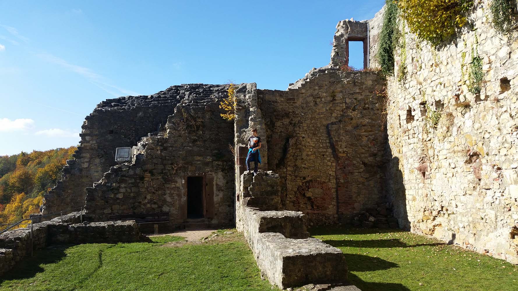 Burg Rötteln www.die4hartwigs.de