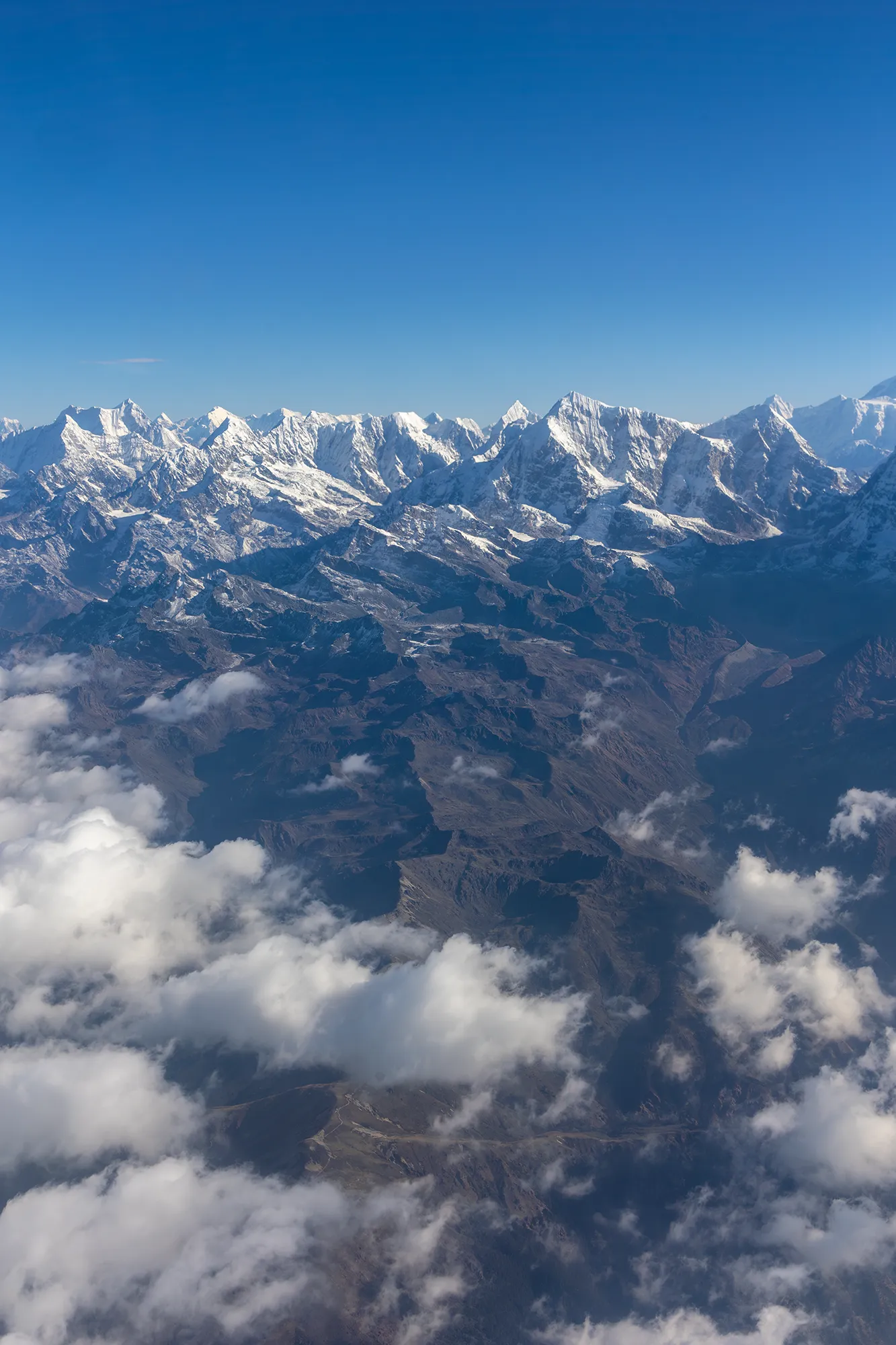 Die ersten Berge des Himalaya sind zu sehen