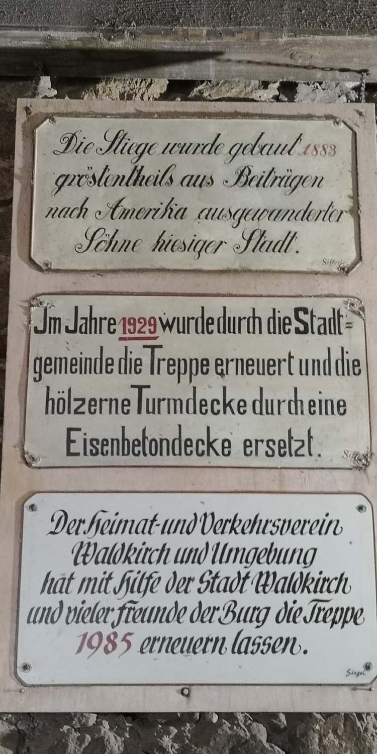 Kastelburg Waldkirch www.die4hartwigs.de