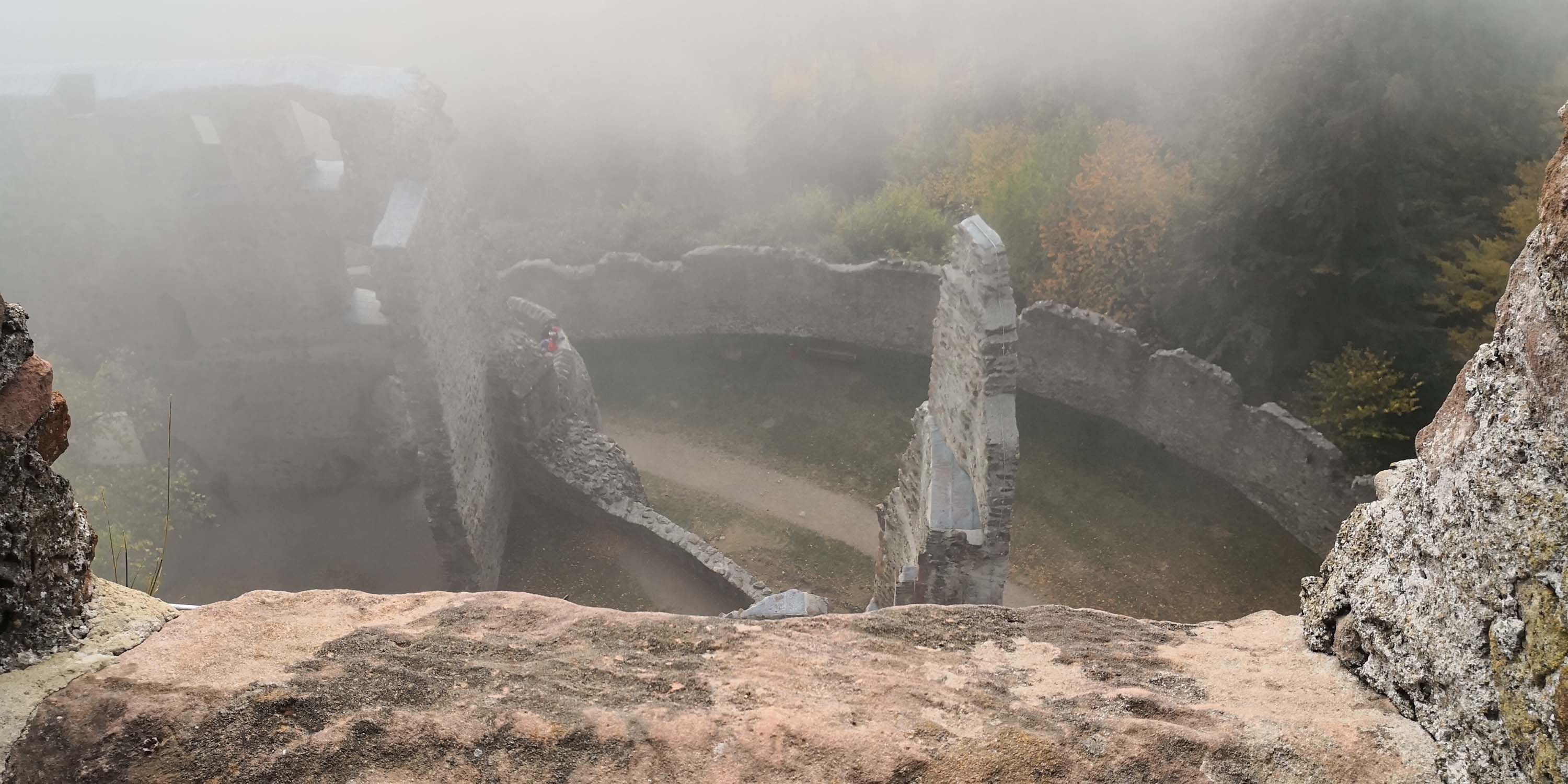 Kastelburg Waldkirch www.die4hartwigs.de