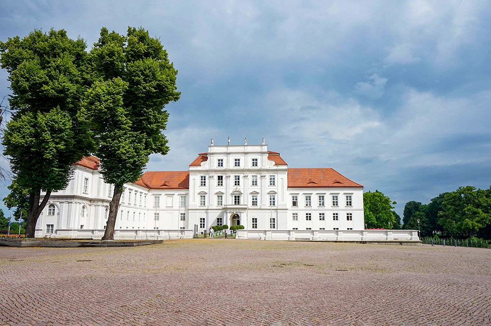Schlossmuseum Oranienburg www.die4hartwigs.de